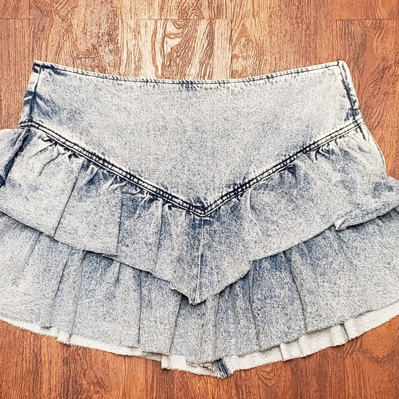 TGLA XL Mini Skirt Acid Wash Denim Tiered Ruffle Boho Festival Cowgirl 80s NWT - Picture 3 of 15
